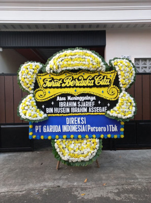 Papan Bunga Duka di Leihitu Barat